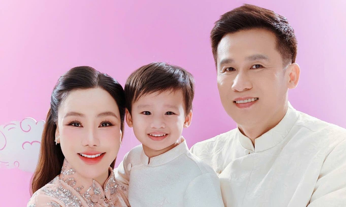 Link vào nhà cái NOHU90 và câu chuyện xây tổ ấm của Hồ Quỳnh Hương - hình ảnh - vipnohu90.com Link vào nhà cái NOHU90 và câu chuyện xây tổ ấm của Hồ Quỳnh Hương - hình ảnh - vipnohu90.com