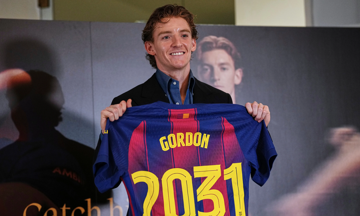 Gordon háo hức đá cùng Yamal tại Barca – Cơ hội vàng cho fan NOHU90 cược thể thao - hình ảnh - vipnohu90.com Gordon háo hức đá cùng Yamal tại Barca – Cơ hội vàng cho fan NOHU90 cược thể thao - hình ảnh - vipnohu90.com