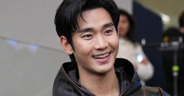 Tài tử Kim Soo Hyun lên tiếng sau khi chủ kênh Hoverlab bị bắt vì tin đồn sai sự thật - hình ảnh - vipnohu90.com Tài tử Kim Soo Hyun lên tiếng sau khi chủ kênh Hoverlab bị bắt vì tin đồn sai sự thật - hình ảnh - vipnohu90.com