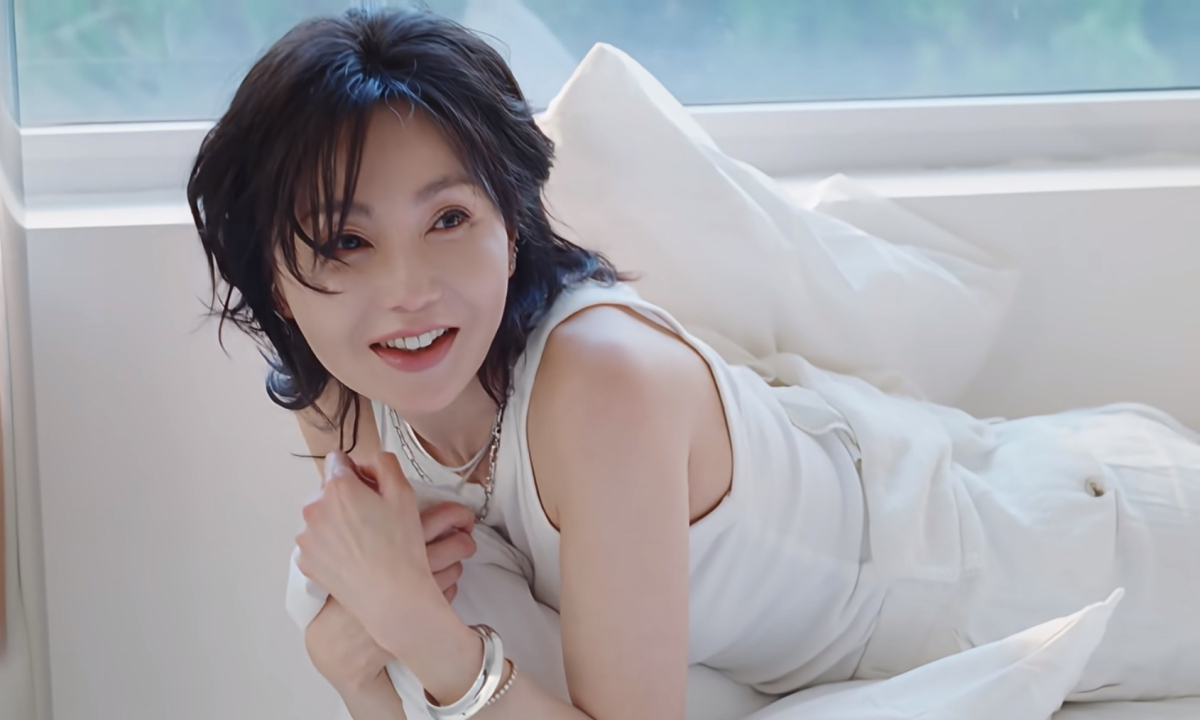 Thưởng tân thủ NOHU90 và phong cách thanh lịch của Trương Mạn Ngọc giữa mùa hè - hình ảnh - vipnohu90.com Thưởng tân thủ NOHU90 và phong cách thanh lịch của Trương Mạn Ngọc giữa mùa hè - hình ảnh - vipnohu90.com