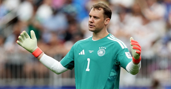Manuel Neuer vi phạm luật FIFA ngày tái xuất đội tuyển Đức, may mắn thoát án phạt - hình ảnh - vipnohu90.com Manuel Neuer vi phạm luật FIFA ngày tái xuất đội tuyển Đức, may mắn thoát án phạt - hình ảnh - vipnohu90.com