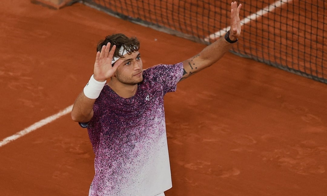 Cobolli nuôi mộng vô địch Roland Garros nhờ phòng tắm của Nadal - hình ảnh - vipnohu90.com
