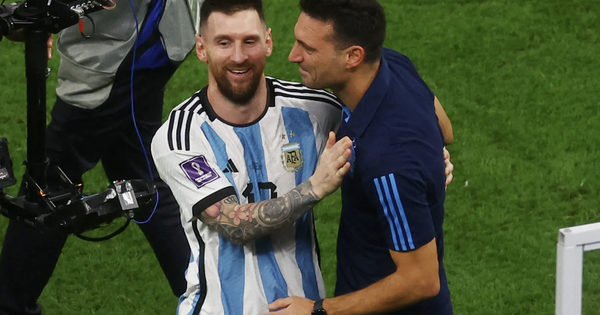 HLV Scaloni tiết lộ sự thật gây sốc: Messi có ‘quyền lực’ đặc biệt trong đội tuyển Argentina - hình ảnh - vipnohu90.com HLV Scaloni tiết lộ sự thật gây sốc: Messi có ‘quyền lực’ đặc biệt trong đội tuyển Argentina - hình ảnh - vipnohu90.com