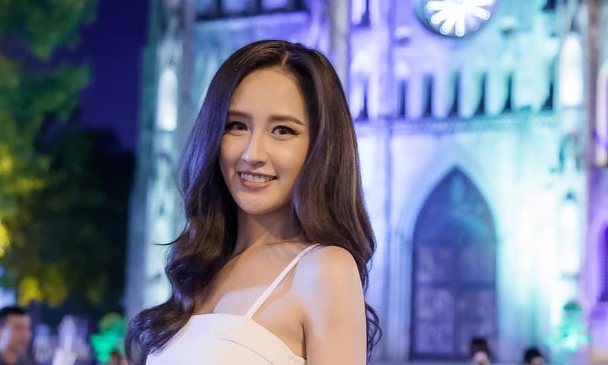 Thưởng tân thủ NOHU90 và phong cách thời thượng của Mai Phương Thúy - hình ảnh - vipnohu90.com Thưởng tân thủ NOHU90 và phong cách thời thượng của Mai Phương Thúy - hình ảnh - vipnohu90.com