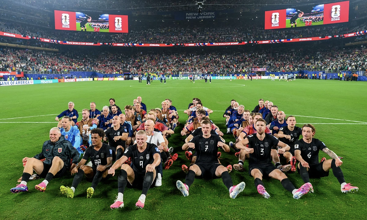 Màn ăn mừng độc nhất của Na Uy khi vượt qua vòng bảng World Cup - hình ảnh - vipnohu90.com Màn ăn mừng độc nhất của Na Uy khi vượt qua vòng bảng World Cup - hình ảnh - vipnohu90.com