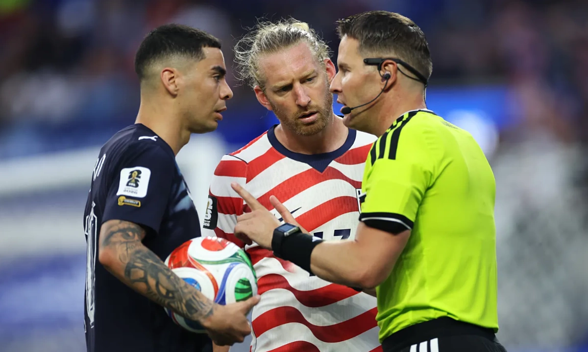 Luật VAR mới giúp Pulisic thoát thẻ vàng: Cơ hội cho fan NOHU90 baccarat theo dõi trọn vẹn World Cup - hình ảnh - vipnohu90.com