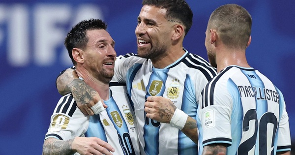 Messi vỡ òa cảm xúc khi Argentina ngược dòng vào tứ kết World Cup 2026 - hình ảnh - vipnohu90.com Messi vỡ òa cảm xúc khi Argentina ngược dòng vào tứ kết World Cup 2026 - hình ảnh - vipnohu90.com