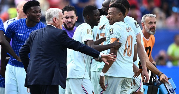 HLV Deschamps đi vào lịch sử World Cup: Mbappe – Dembele tái lập kỳ tích của Brazil: góc nhìn mới cho người chơi Việt - hình ảnh - vipnohu90.com HLV Deschamps đi vào lịch sử World Cup: Mbappe – Dembele tái lập kỳ tích của Brazil: góc nhìn mới cho người chơi Việt - hình ảnh - vipnohu90.com