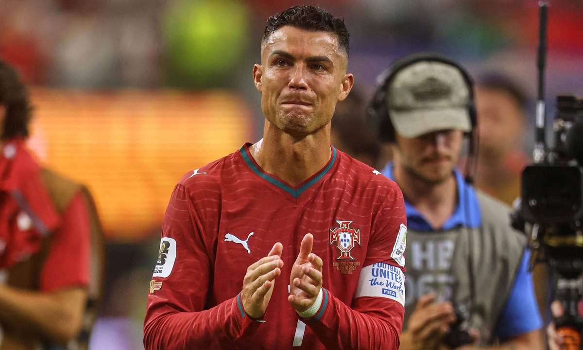 Djorkaeff: ‘Ronaldo bị Bồ Đào Nha tẩy chay’: góc nhìn mới cho người chơi Việt - hình ảnh - vipnohu90.com Djorkaeff: ‘Ronaldo bị Bồ Đào Nha tẩy chay’: góc nhìn mới cho người chơi Việt - hình ảnh - vipnohu90.com