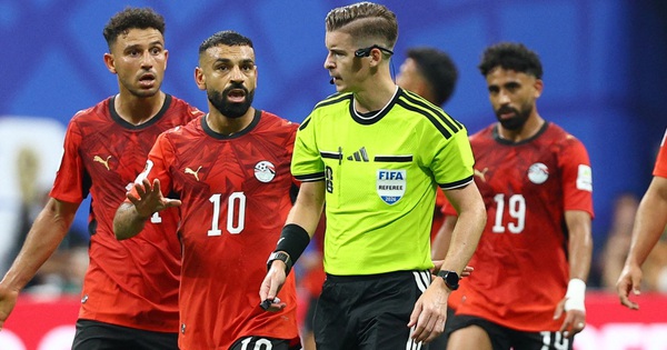 Trọng tài xử ép Ai Cập, mở đường cho Argentina vào tứ kết World Cup?: góc nhìn mới cho người chơi Việt - hình ảnh - vipnohu90.com Trọng tài xử ép Ai Cập, mở đường cho Argentina vào tứ kết World Cup?: góc nhìn mới cho người chơi Việt - hình ảnh - vipnohu90.com